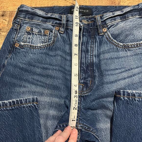 Aeropostale Women's Medium Wash Ripped Destroyed Button Fly 90s Baggy Jeans Sz 2 - Picture 9 of 10